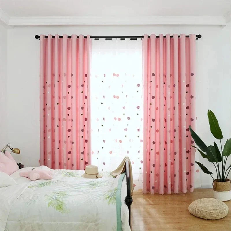Rideau enfant à cœurs roses