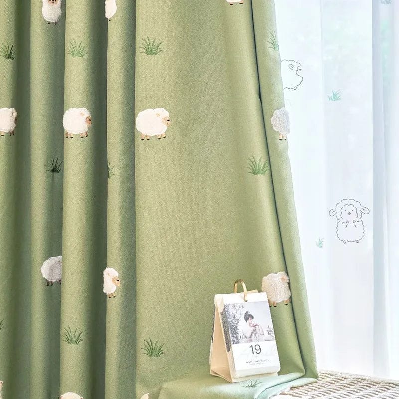 Rideau enfant occultant à motifs moutons coloré
