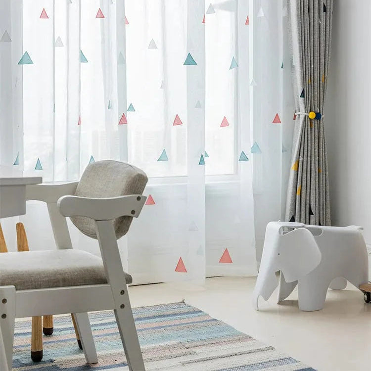 Rideau enfant voilage à triangles colorés