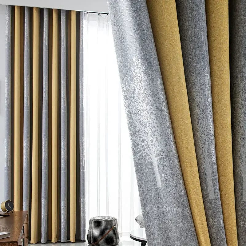 Rideau salon gris et jaune motifs sapins