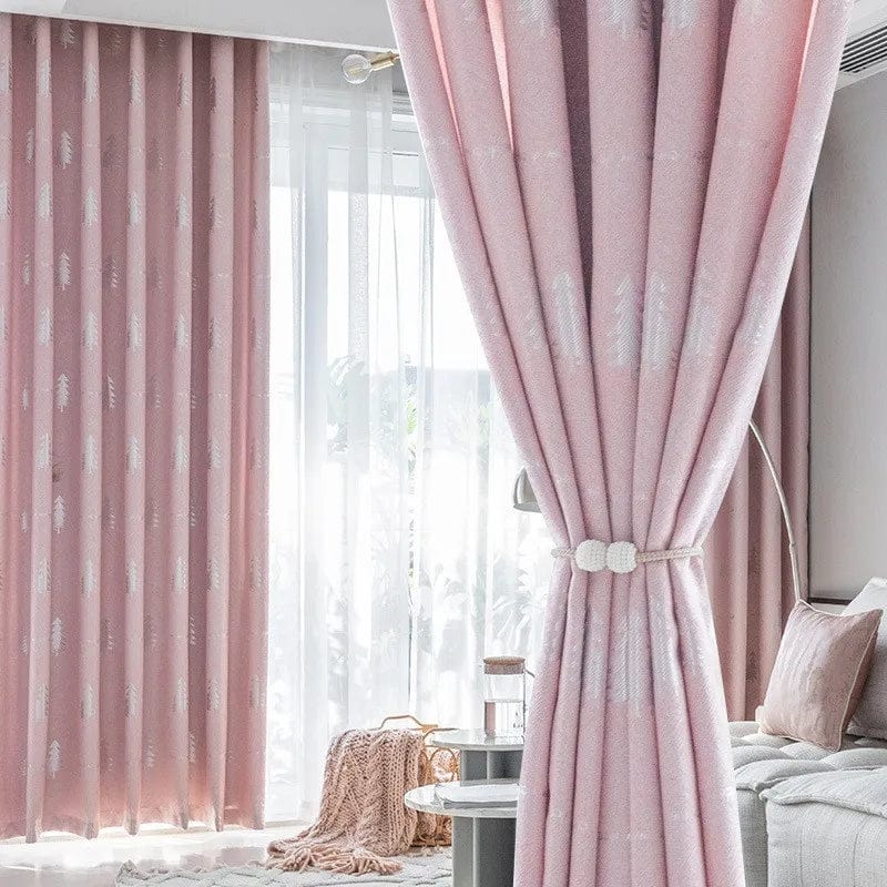 Rideau salon rose à motifs sapins