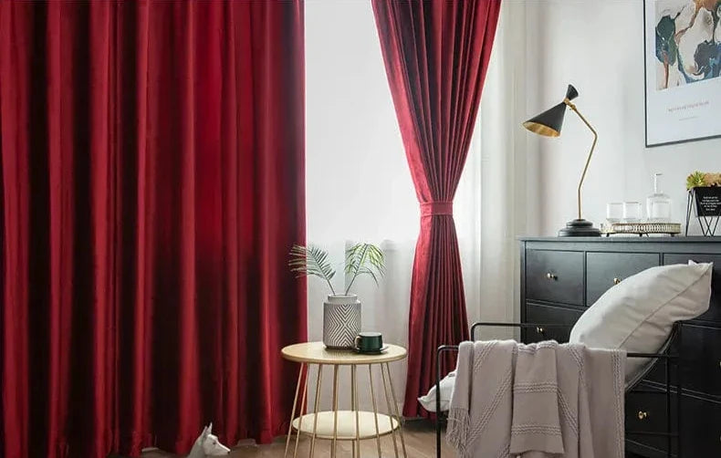Rideau velours rouge occultant naturel